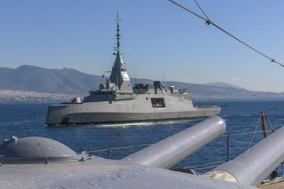 Δύο ελληνικές φρεγάτες σπεύδουν στην Κύπρο, έφτασαν τα τέσσερα F16